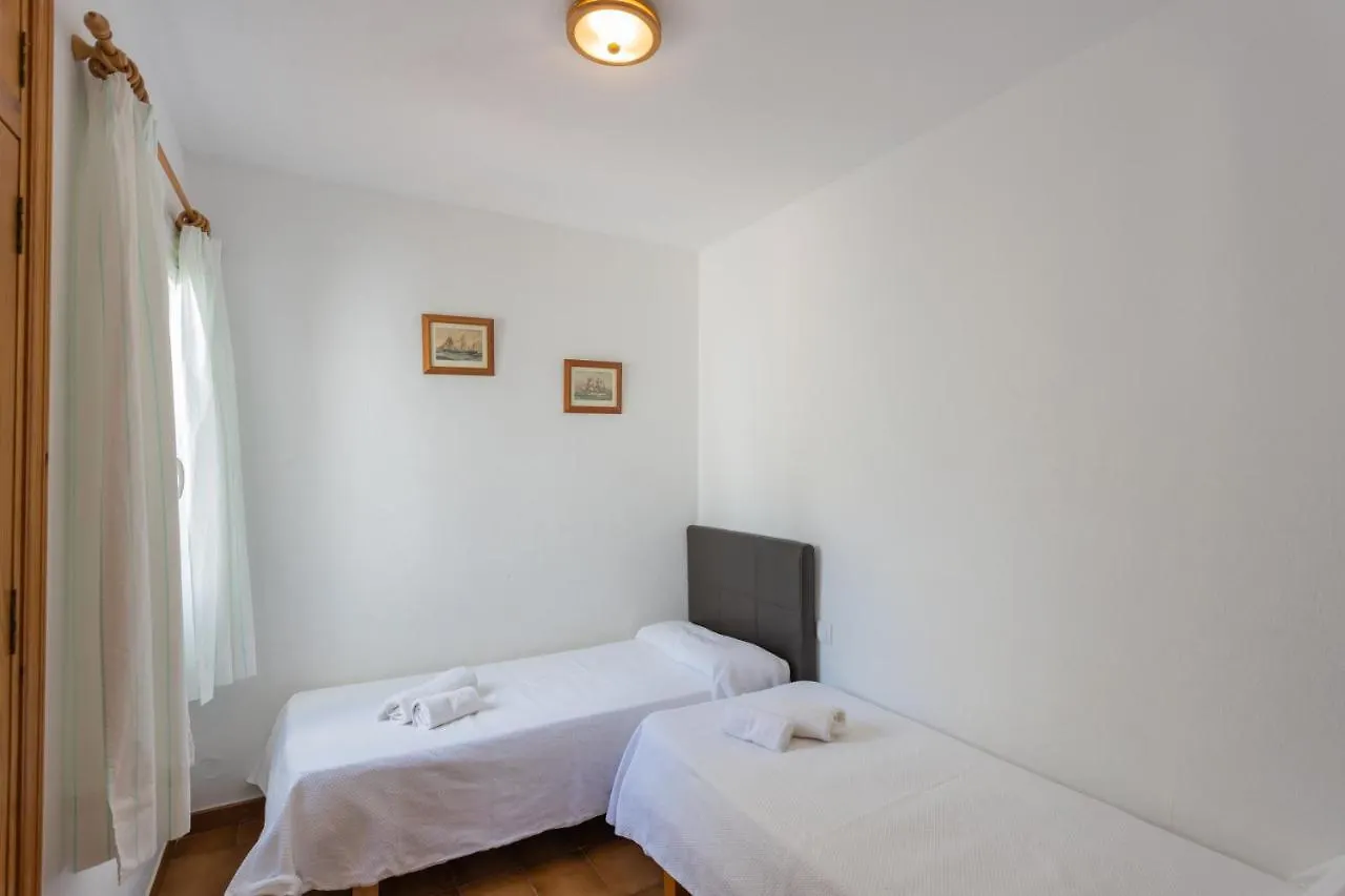 Villas 84 Est, Oest, Son Bou