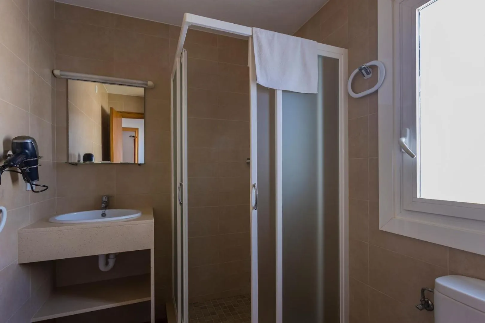 Villas 84 Est, Oest, Son Bou Hébergement de vacances